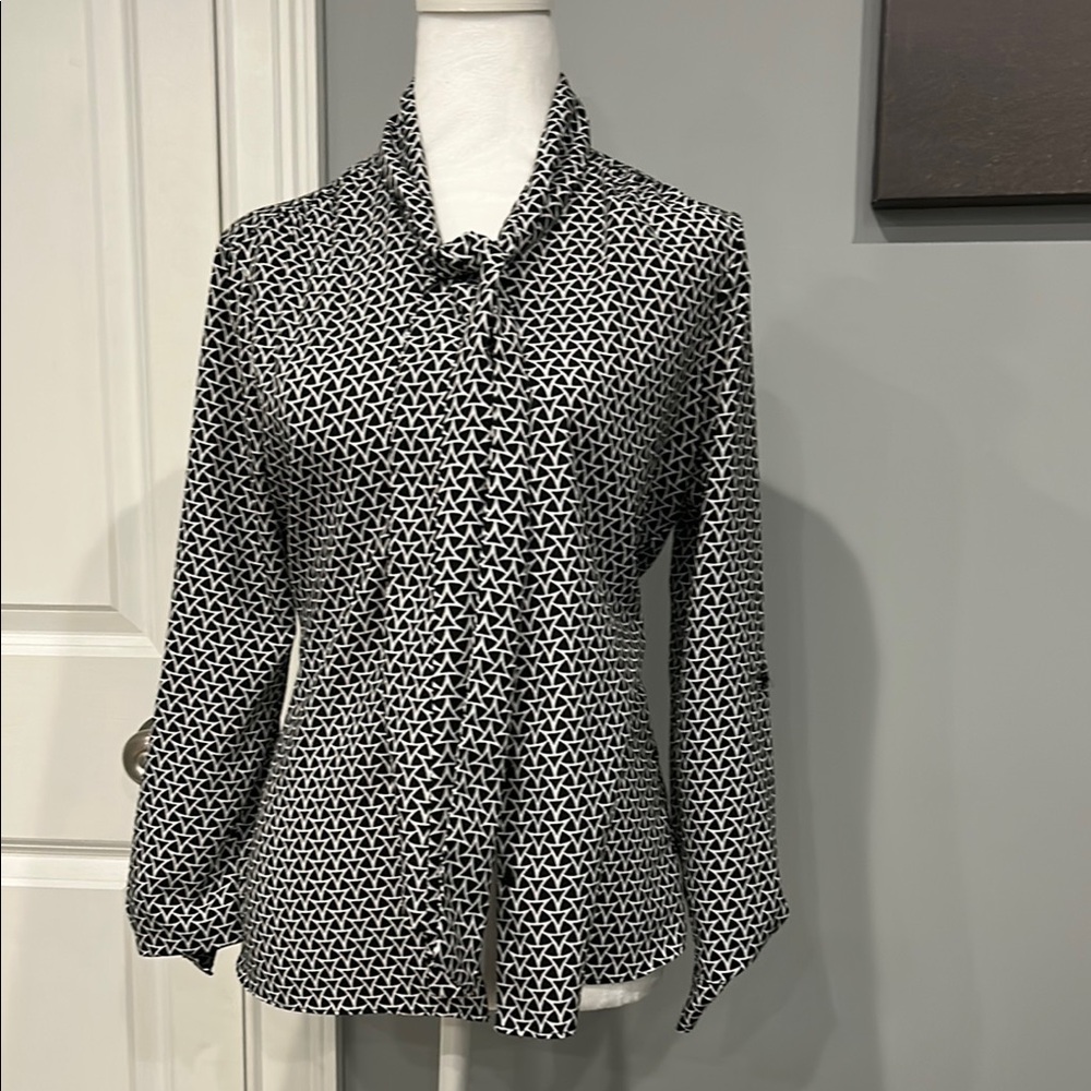 Banana Republic Black and White Patterned Women's Top